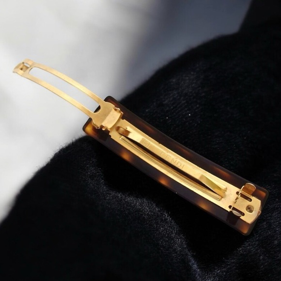 FENDI Valetta Hair Clip ❤️ main image 8